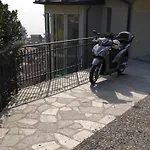 Casa Colmegna Mit Traumhaften See- Und Bergblick Луино