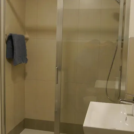 Appartement Casa Colmegna Mit Traumhaften See- Und Bergblick Luino